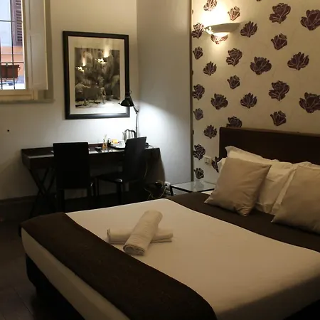 Bed and breakfast Degli Antiquari 2*